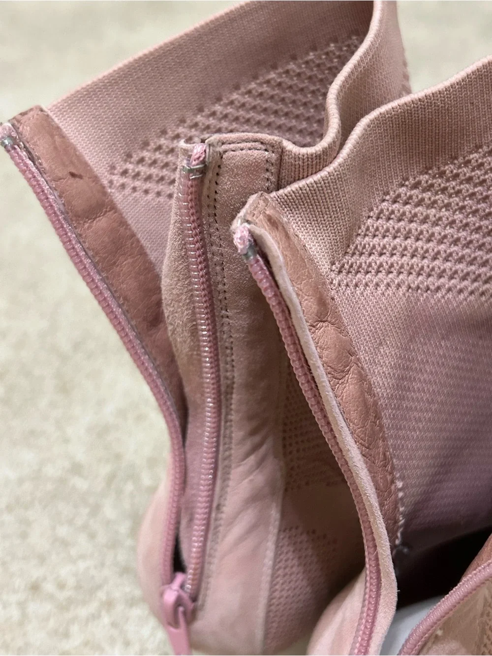 Jeffrey Campbell Dusty Rose Knit Pointed Sock Booties size 9